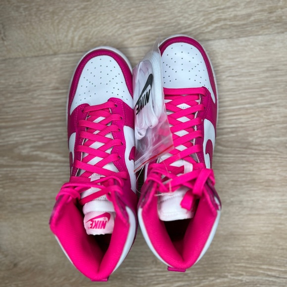 Nike Dunk High - Picture 7 of 8